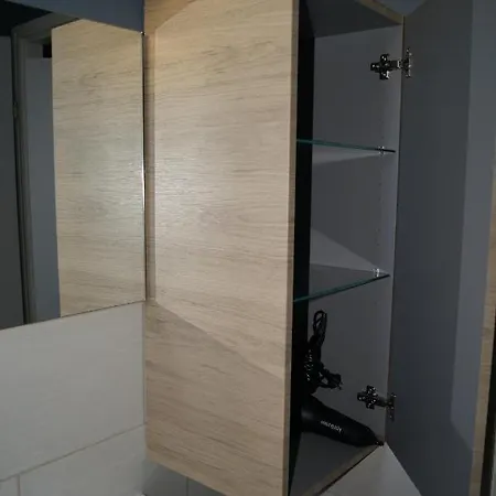 Lara 4 - T2 Spacieux Parking - Pres Centre-port, Ile Des Loisirs, Richelieu Апартаменти *