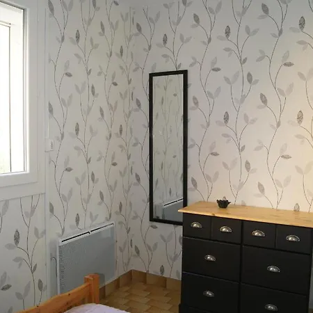 Lara 4 - T2 Spacieux Parking - Pres Centre-port, Ile Des Loisirs, Richelieu *