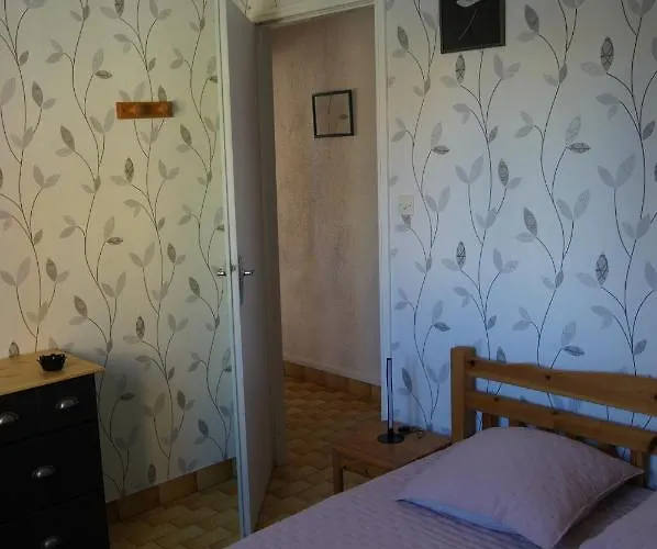 Lara 4 - T2 Spacieux Parking - Pres Centre-port, Ile Des Loisirs, Richelieu *