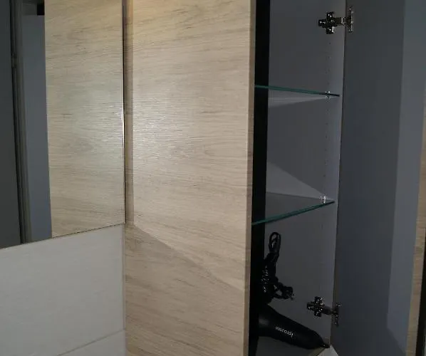 Lara 4 - T2 Spacieux Parking - Pres Centre-port, Ile Des Loisirs, Richelieu 아파트 *