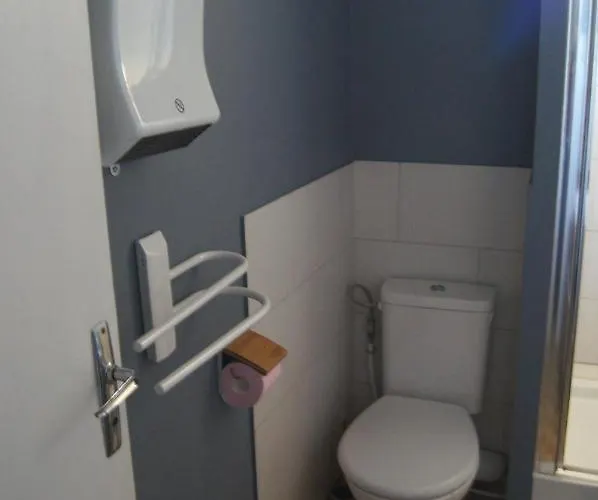 Les Locations De Lara Iv - T2 Spacieux Parking Privatif Près Port, Plage, Ile Des Loisirs Appartamento *